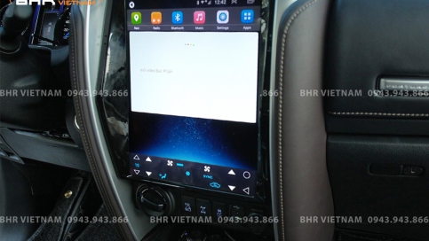Màn hình DVD Android Tesla Toyota Fortuner 2017 - nay